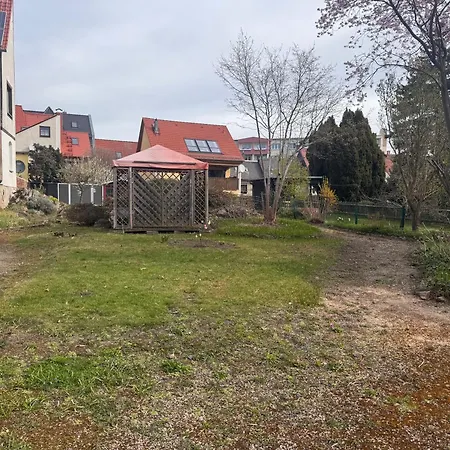 - Fahrstuhl - 2 Schlafzimmer - Kueche - Wlan - Parkplatz - 6 Schlafplaetze - Wanne - Apartmán